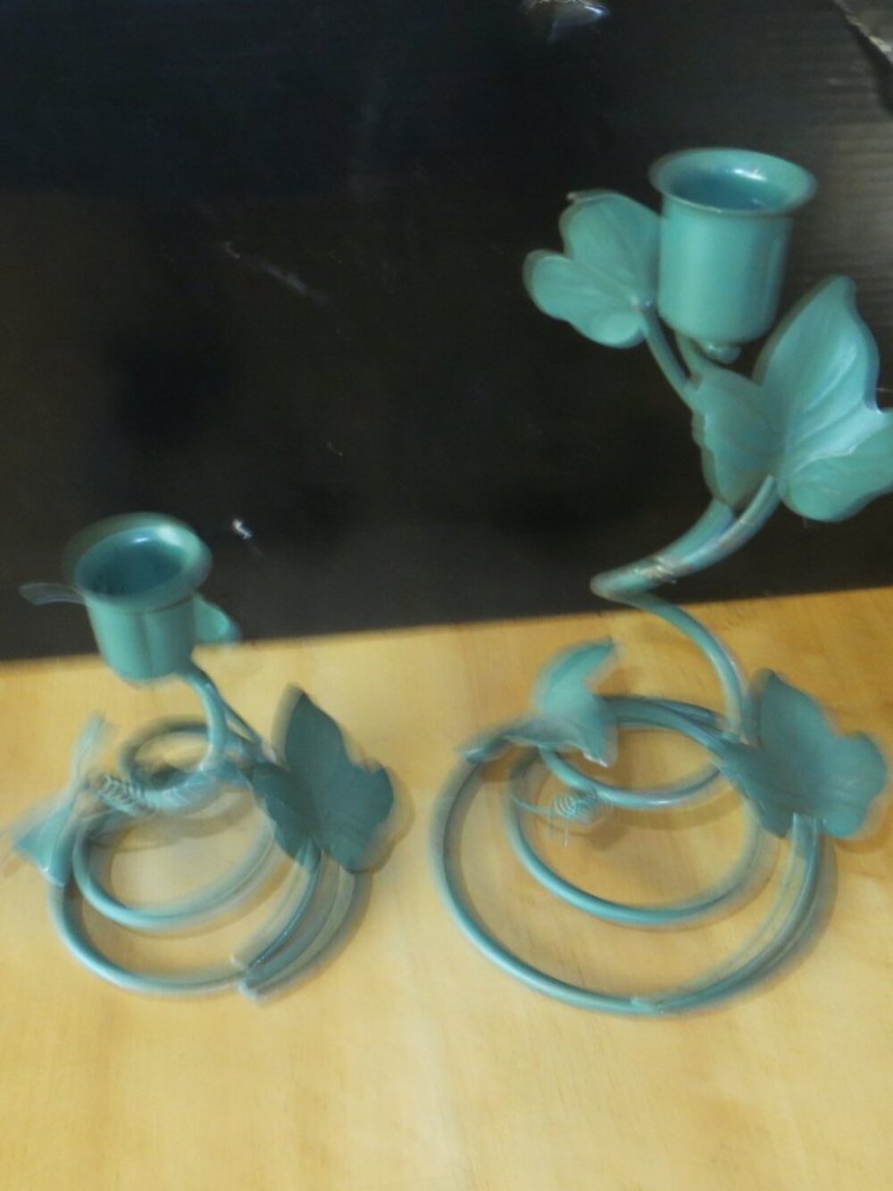 Set of 2 Metal SHabby Chic Sculpted Ivy Taper Candle Holders